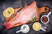 Окунь морской свежемороженый - цена 550 рублей